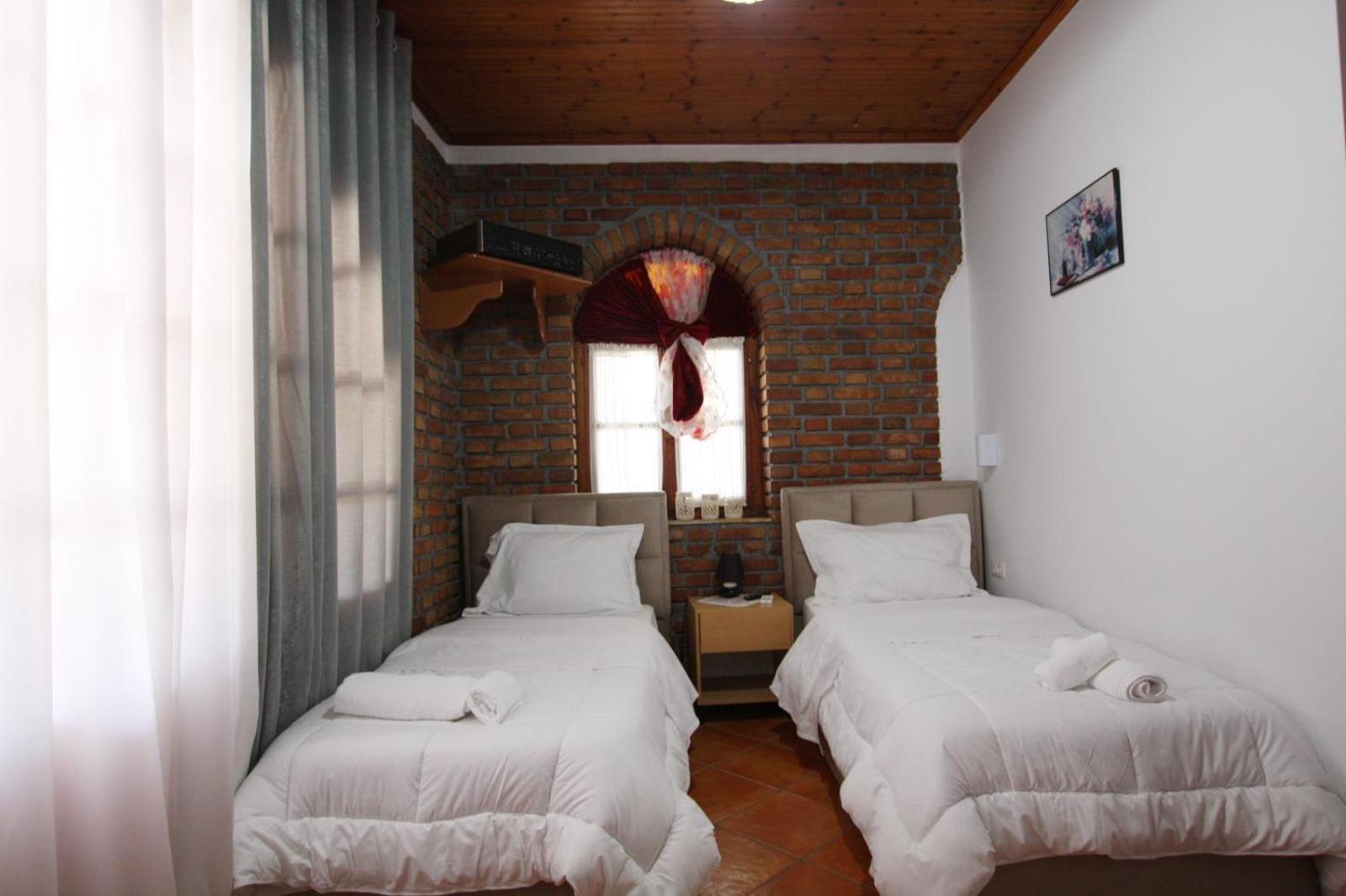 Hotel Boutique Buzi Berat Exteriér fotografie