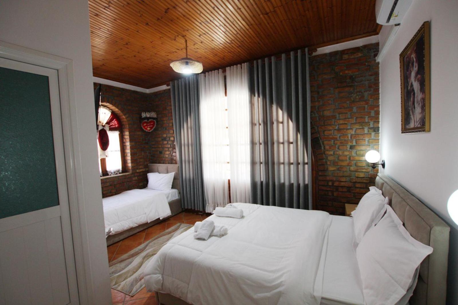 Hotel Boutique Buzi Berat Exteriér fotografie
