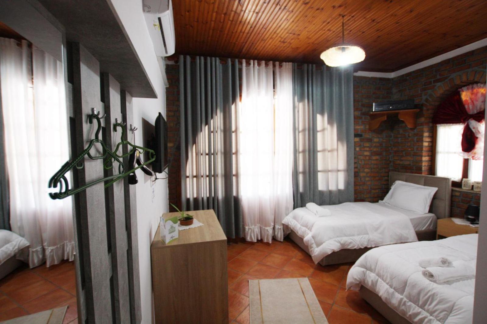 Hotel Boutique Buzi Berat Exteriér fotografie